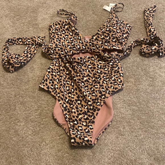 aerie Swim Aerie Leopard One Piece Swimsuit Large Poshmark